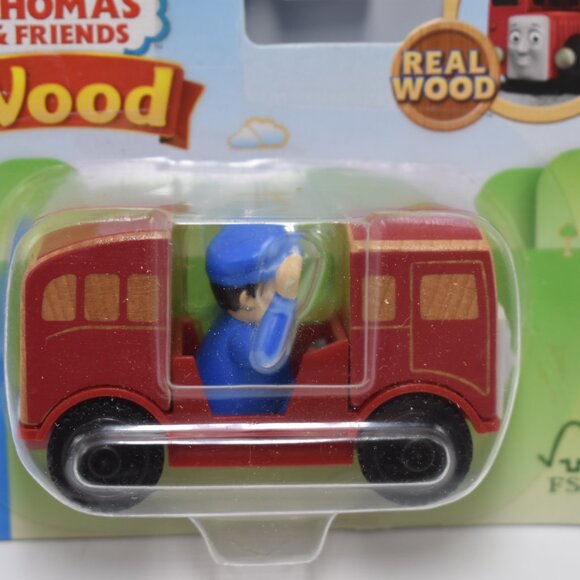 Bertie with Conductor Rare Thomas & Friends Wooden Railway Trains Engine New - Picture 5 of 11